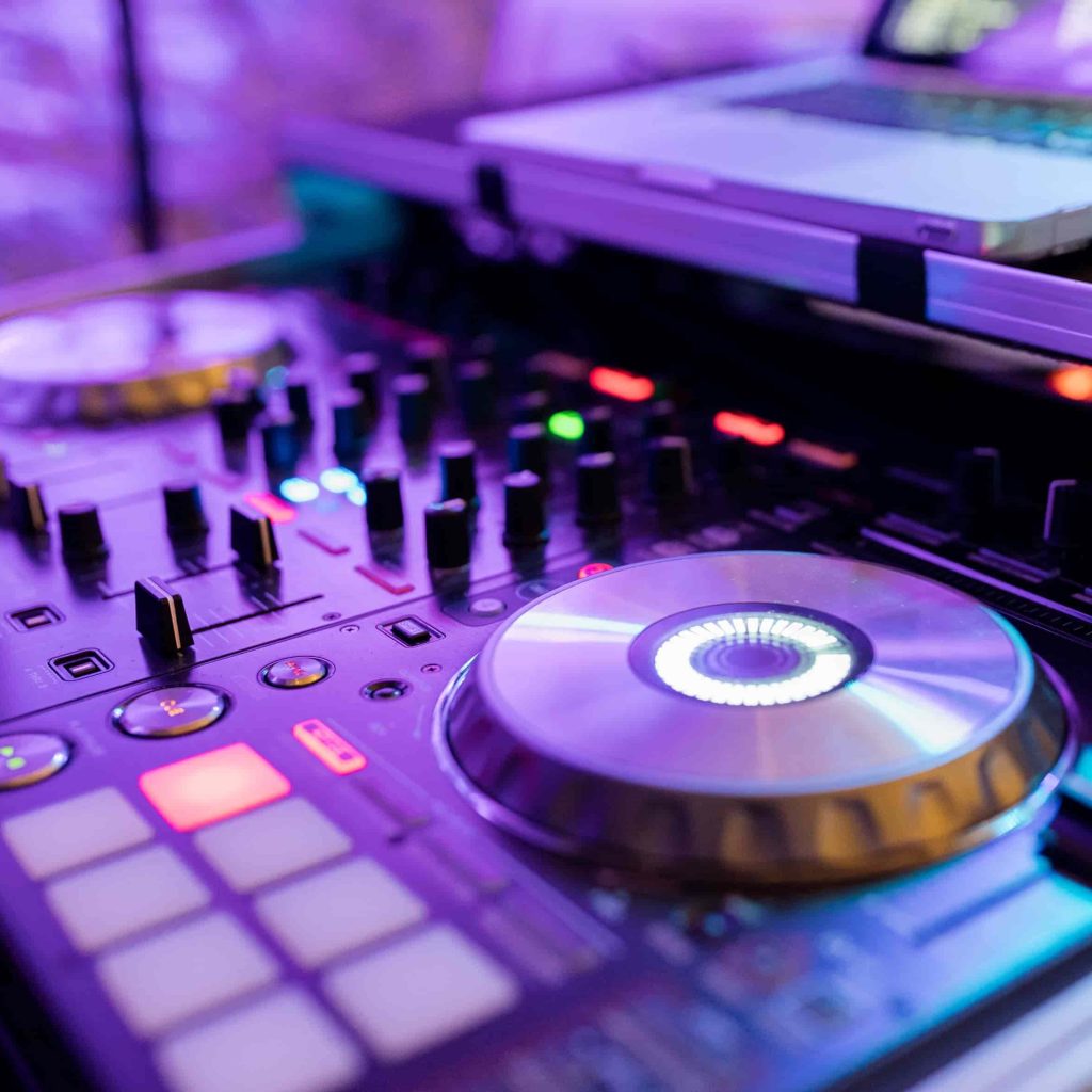 dj-musique-mariage Platine Dj musique de mariage