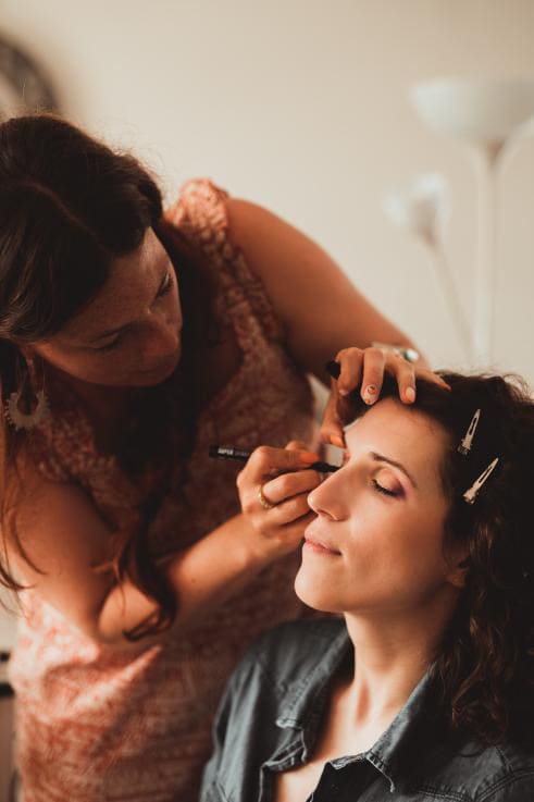 Maquillage et coiffure Calichi. Feel the Wedding 2025