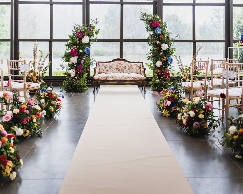 Enchanting_Stories_Decoration_Feel_the_Wedding_2025_2 Cérémonie mariage par Enchanting Stories, exposant au salon du mariage Feel the Wedding 2025