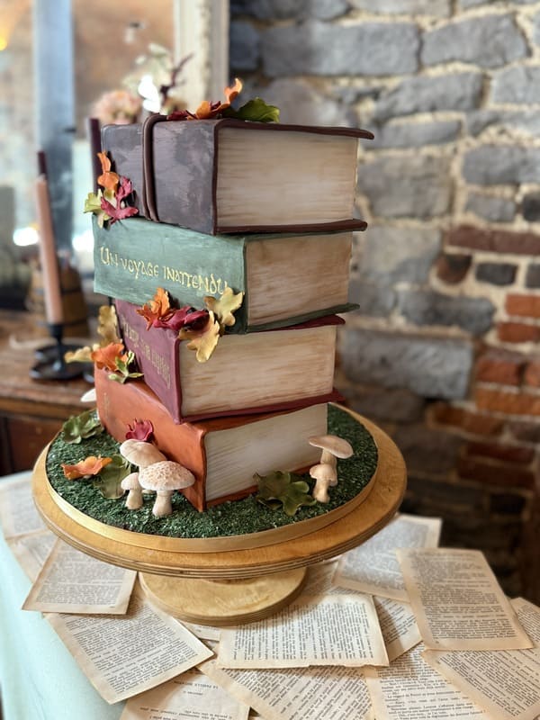 Madame_Spoons_Cake_Design_book_Wedding_Cake_Feel_The_Wedding_2025_1 Wedding cake Design books réalisé par Madame Spoons Cake Design. Feel The Wedding 2025