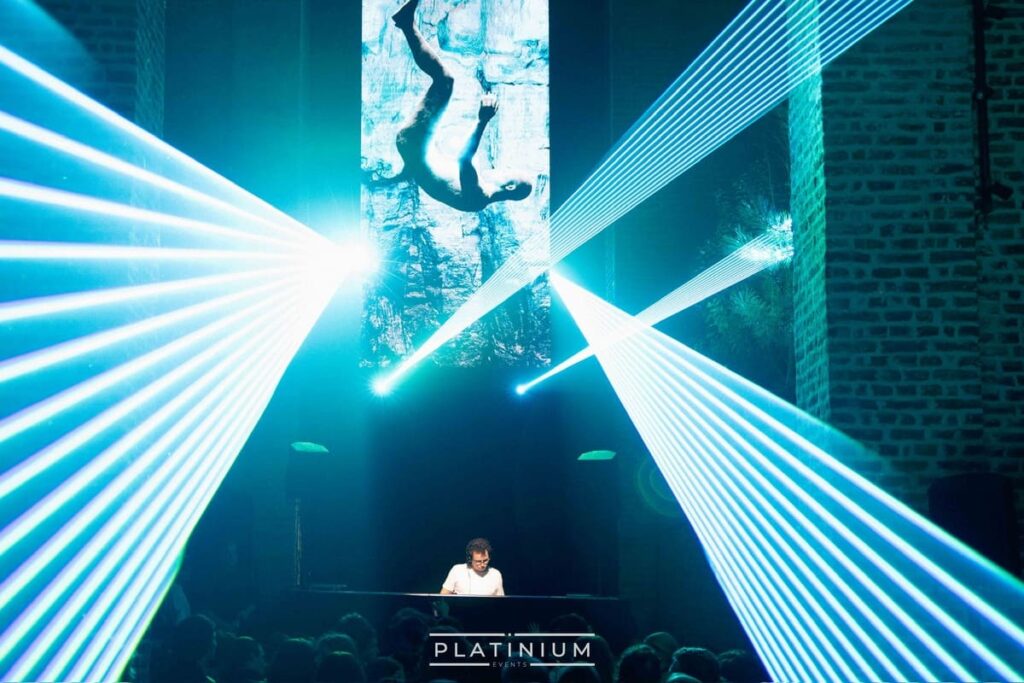 Platinium_Events_Feel_the_Wedding_2025_3 Show son et lumière par Platinium Events. Feel the Wedding 2025