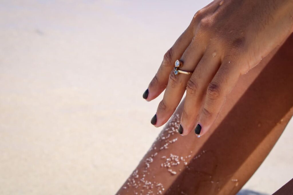 Une_Histoire_Un_Bijoux_Feel_the_Wedding_2025_7 Alliance crée par Une Histoire, Un Bijoux. Exposant au salon du mariage Feel the Wedding 2025.